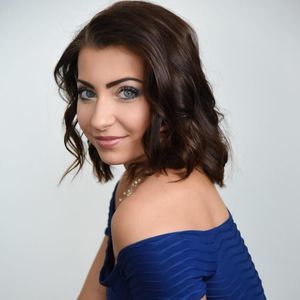 Meet your Posher, Christiana